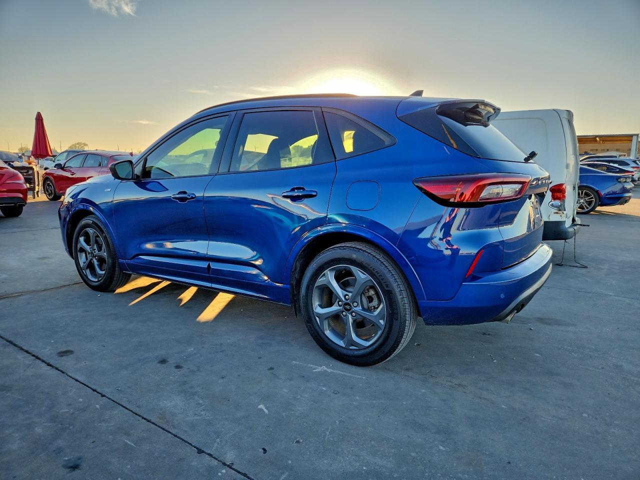 2023 Ford Escape St Line - Фото 2