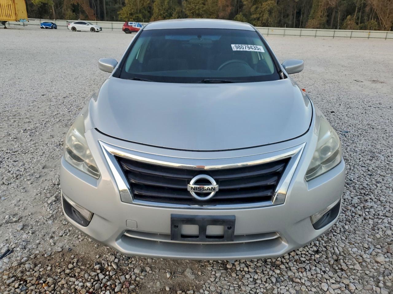 2013 Nissan Altima 2.5 - Image 5