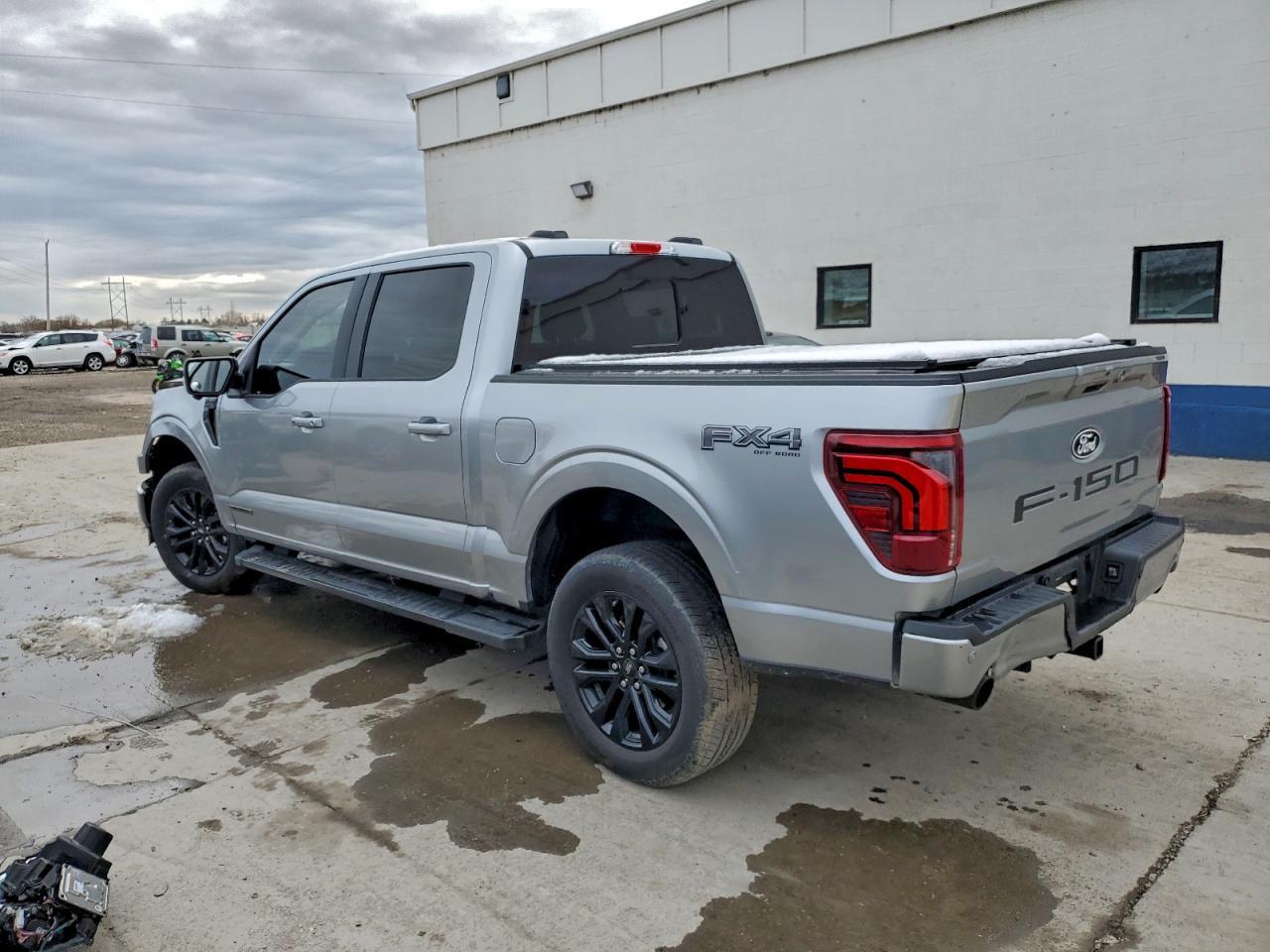 2025 Ford F150 Lariat - Фото 2