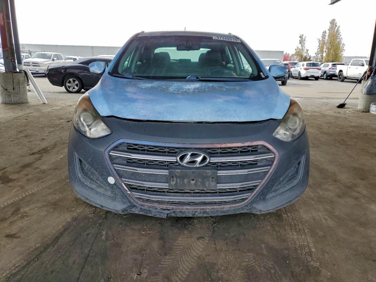 2017 Hyundai Elantra Gt - Image 5
