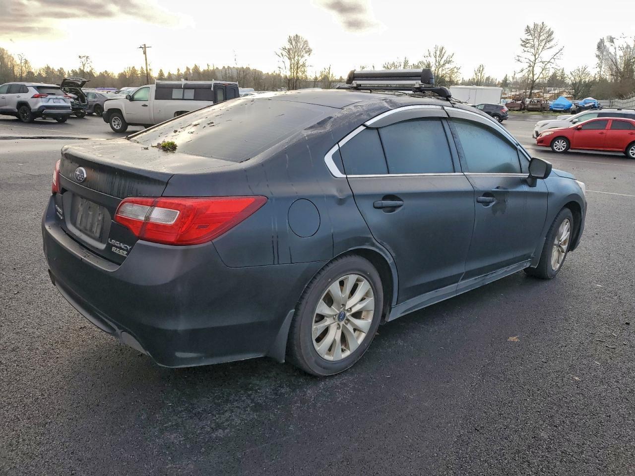 2017 Subaru Legacy 2.5I - Фото 3