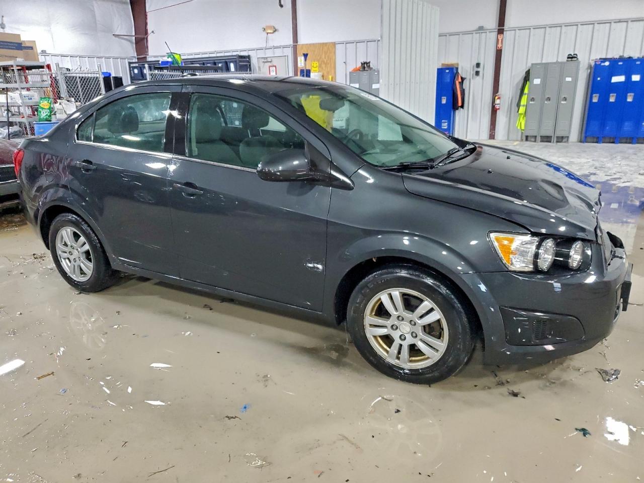 2015 Chevrolet Sonic Lt - Фото 4
