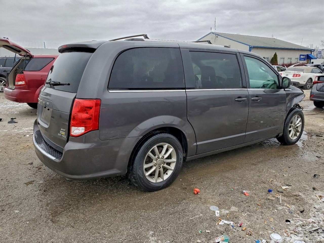 2019 Dodge Grand Caravan Sxt - Фото 3