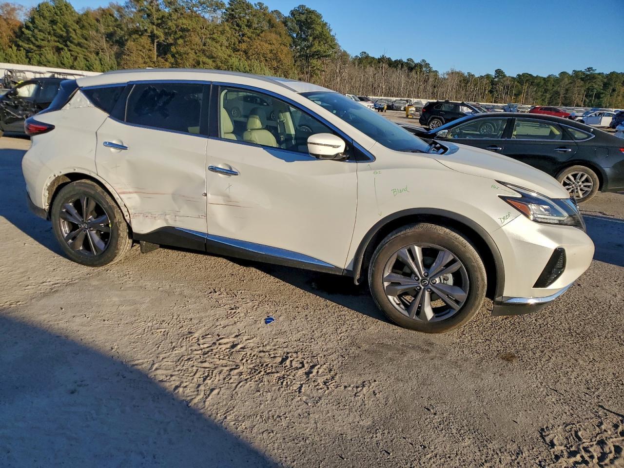 2024 Nissan Murano Platinum - Image 4
