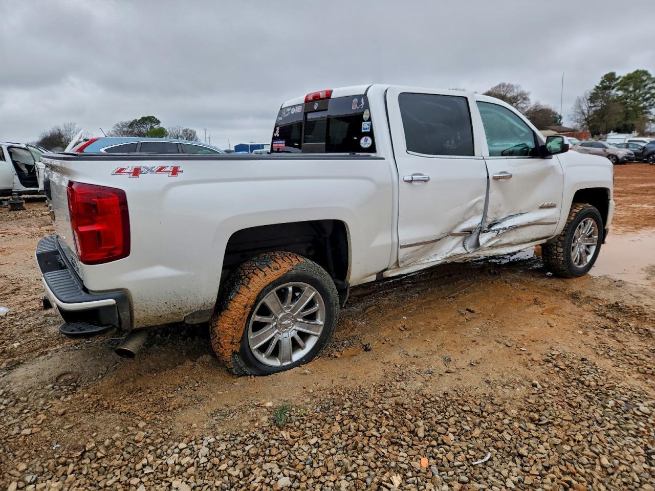 2017 Chevrolet Silverado K1500 High Country - Фото 3
