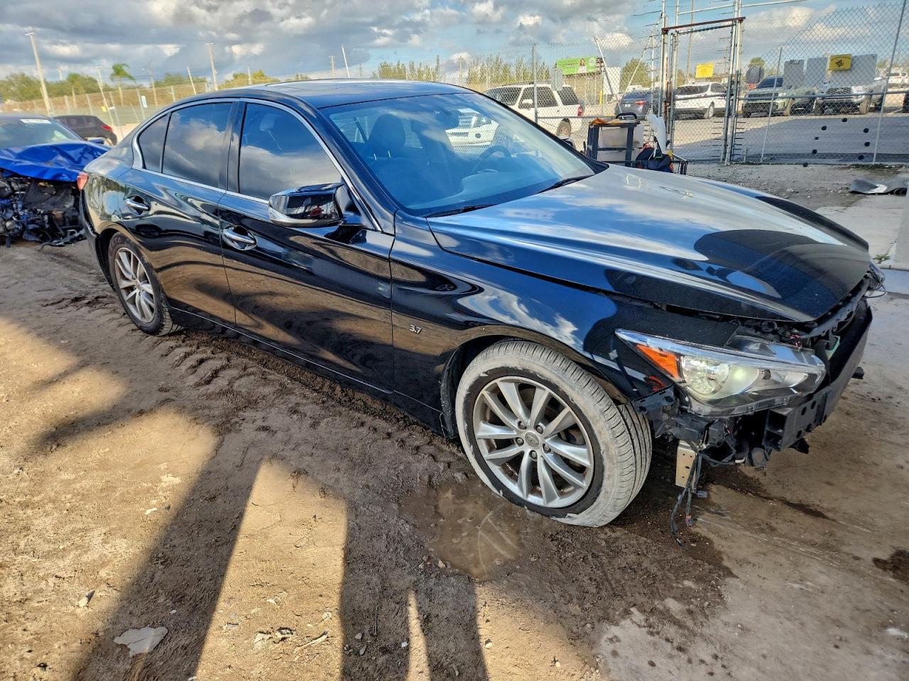 2015 Infiniti Q50 Base - Фото 4