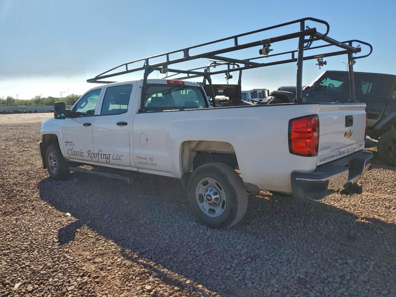 2015 Chevrolet Silverado C2500 Heavy Duty - Фото 2