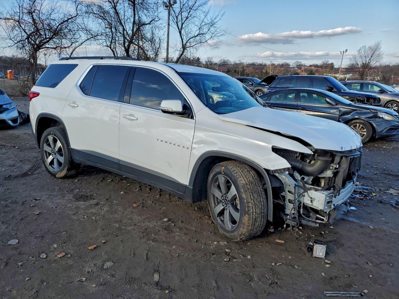 2021 Chevrolet Traverse Lt - Фото 4