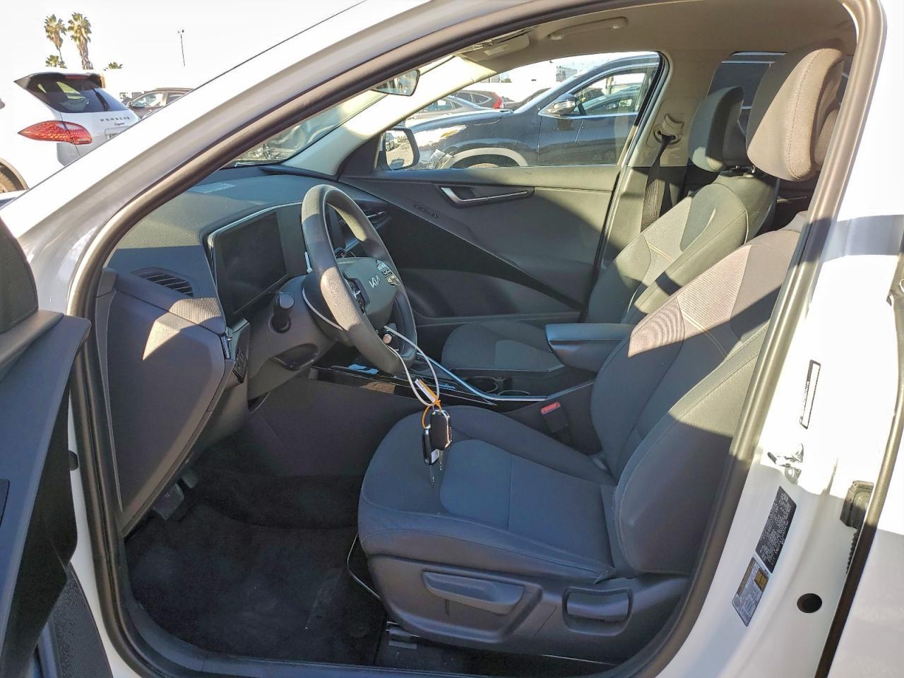 2025 Kia Niro Lx - Фото 7