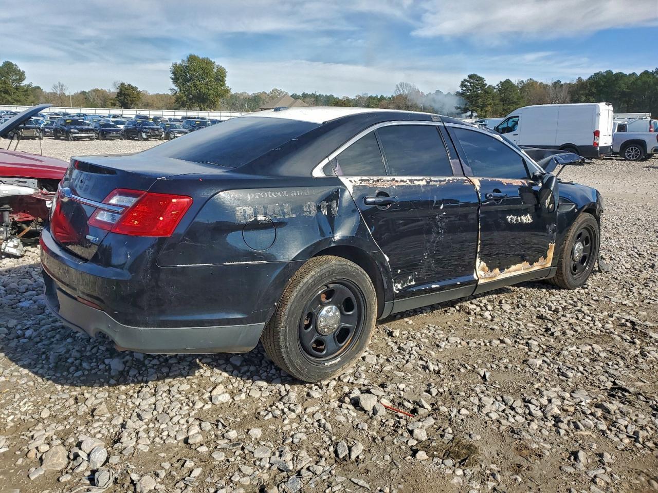2017 Ford Taurus Police Interceptor - Фото 3