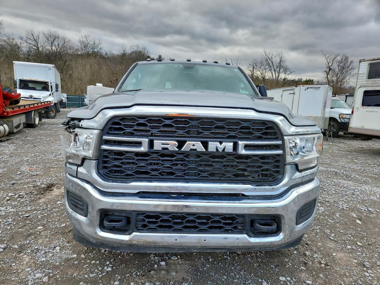 2024 Ram 3500 Tradesman - Фото 5
