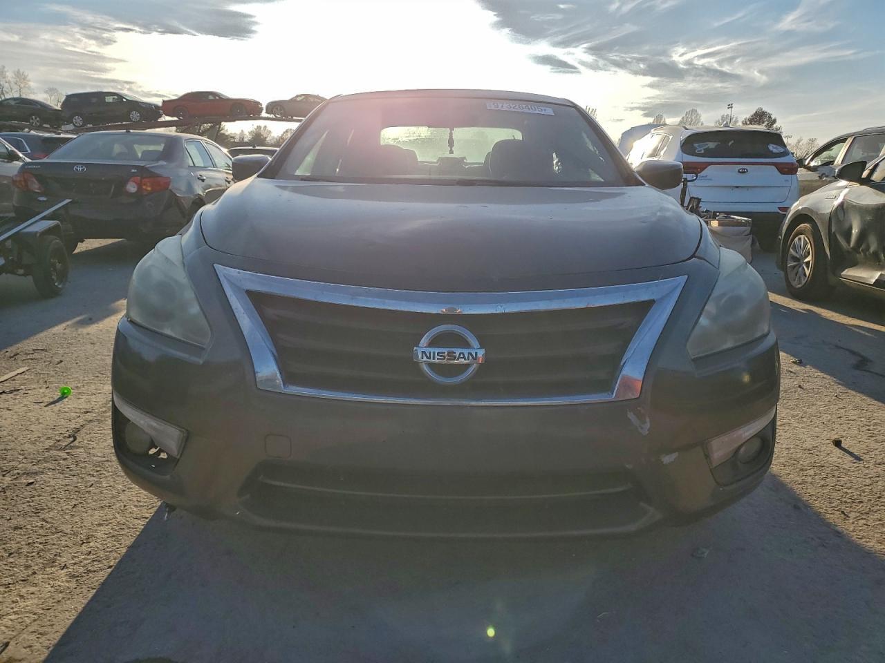 2015 Nissan Altima 2.5 - Image 5