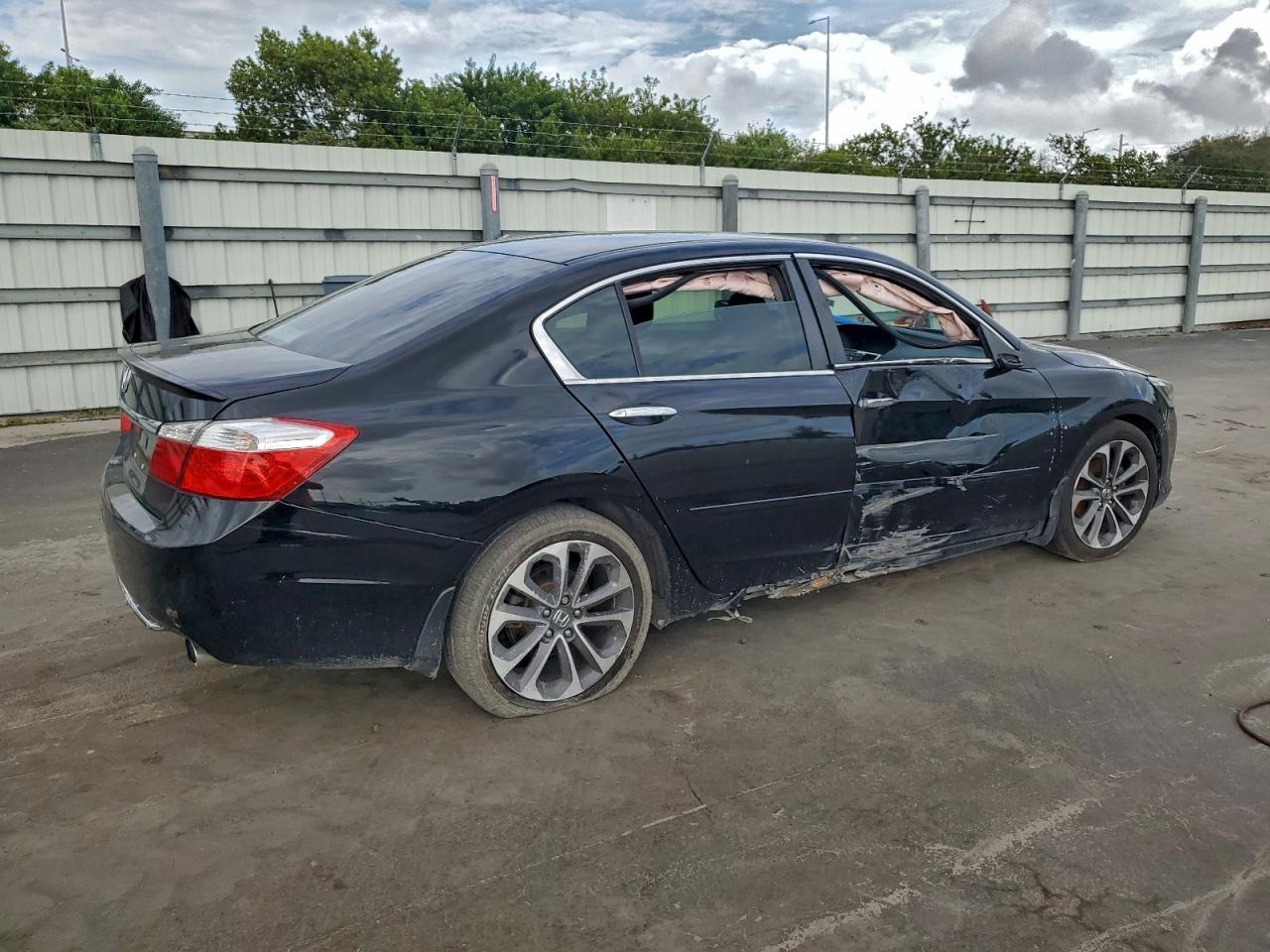 2015 Honda Accord Sport - Фото 3