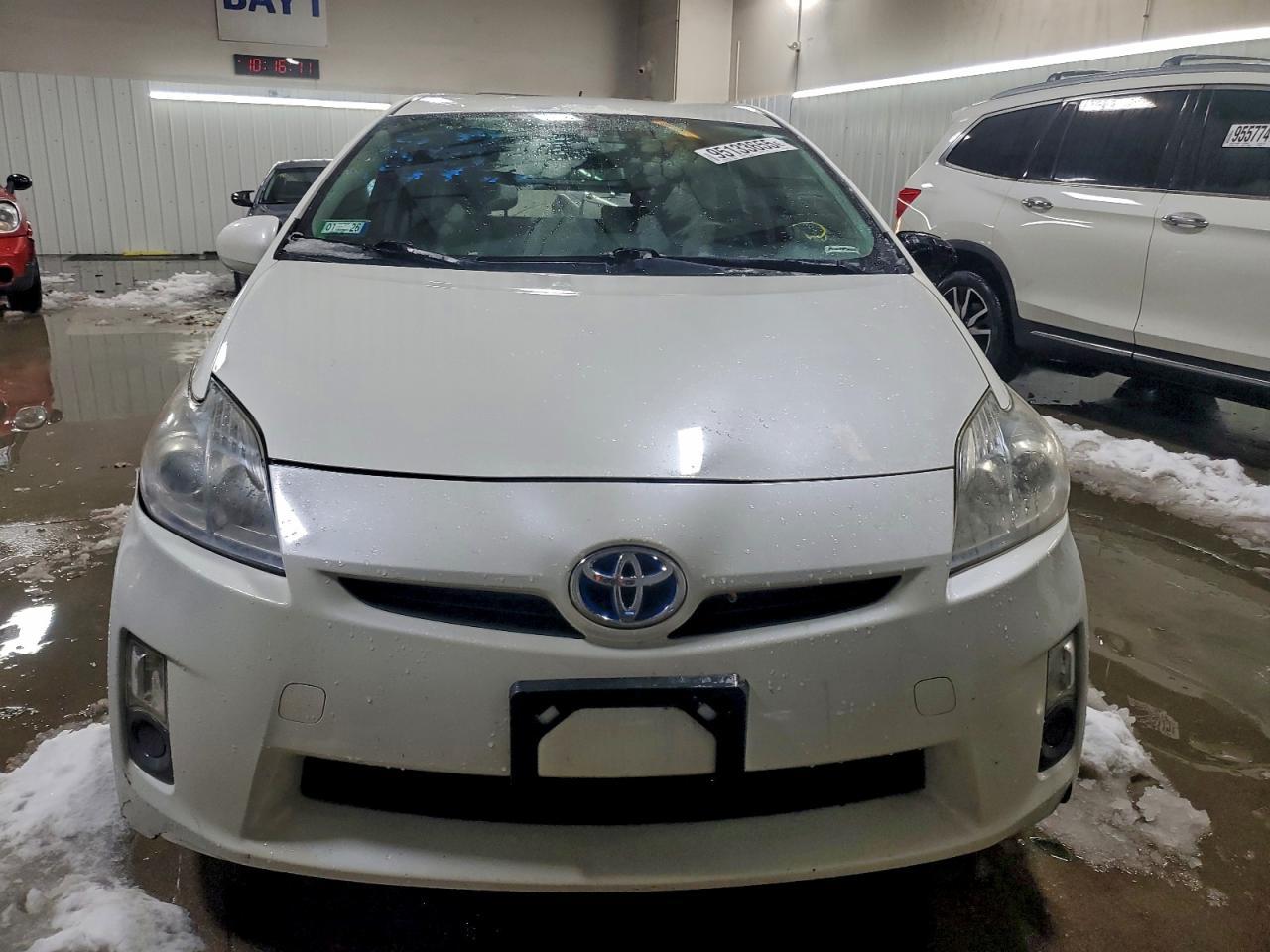2011 Toyota Prius - Image 5