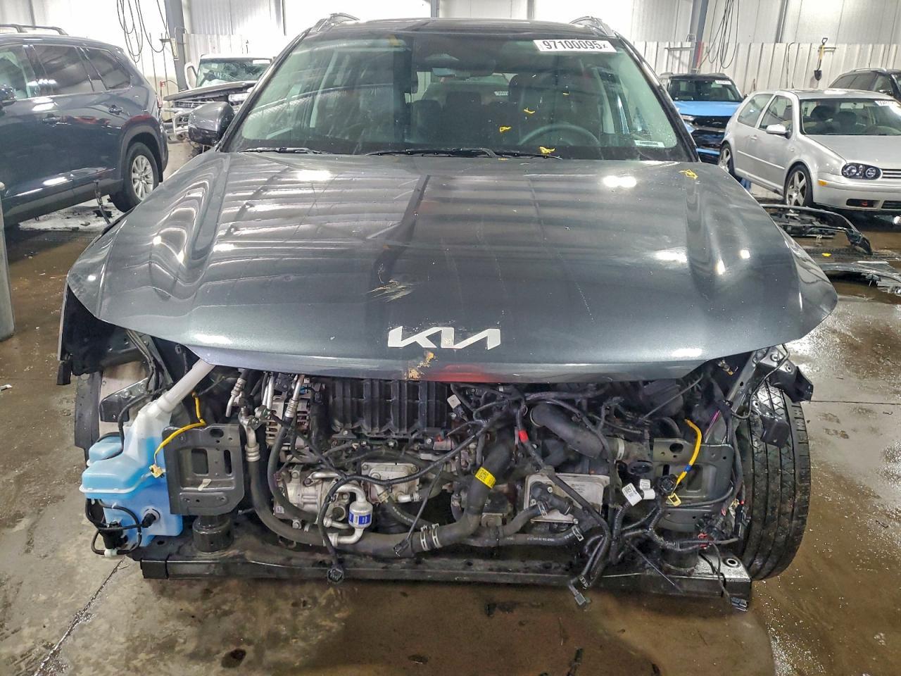 2024 Kia Sorento S - Фото 5