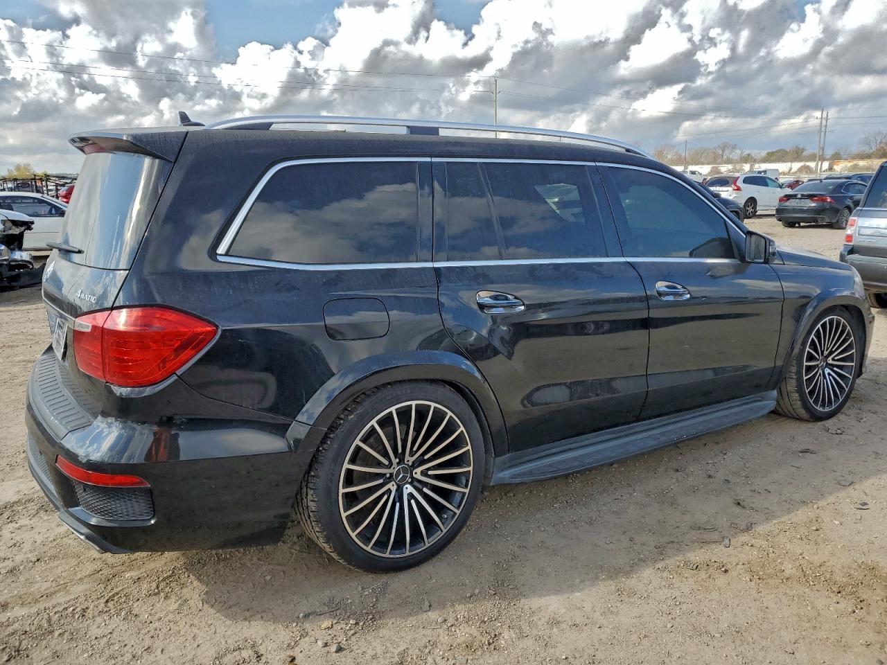 2013 Mercedes-Benz Gl 550 4Matic - Фото 3