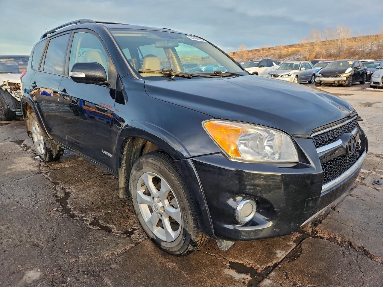 2011 Toyota Rav4 Limited - Image 4