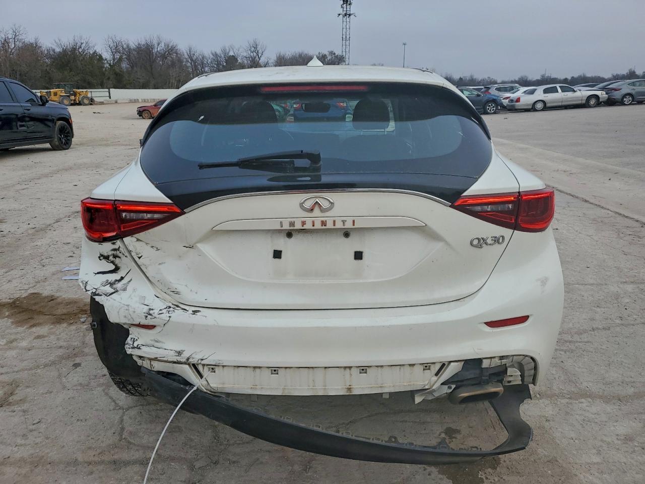 2017 Infiniti Qx30 Base - Фото 6