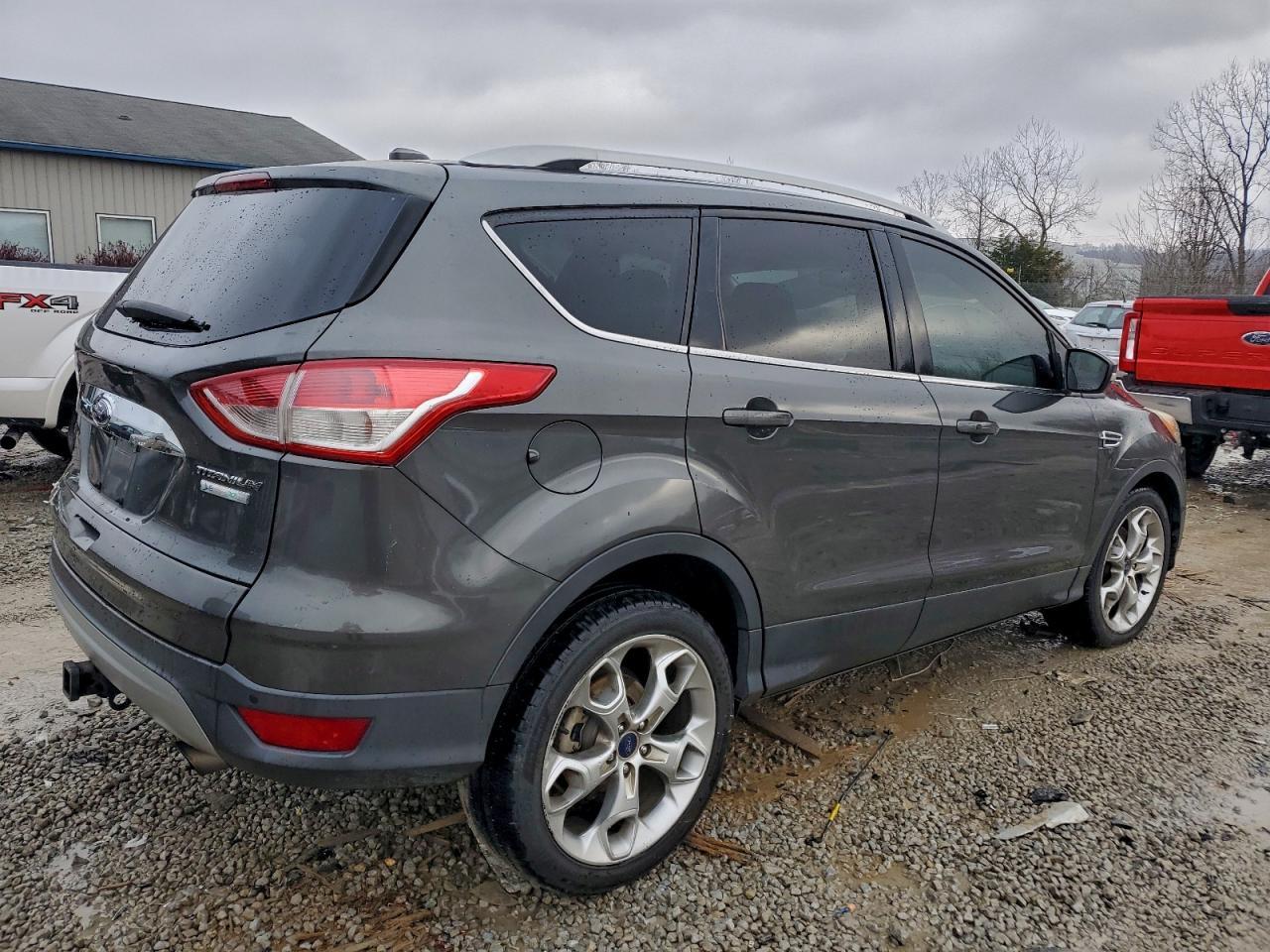 2016 Ford Escape Titanium - Image 3