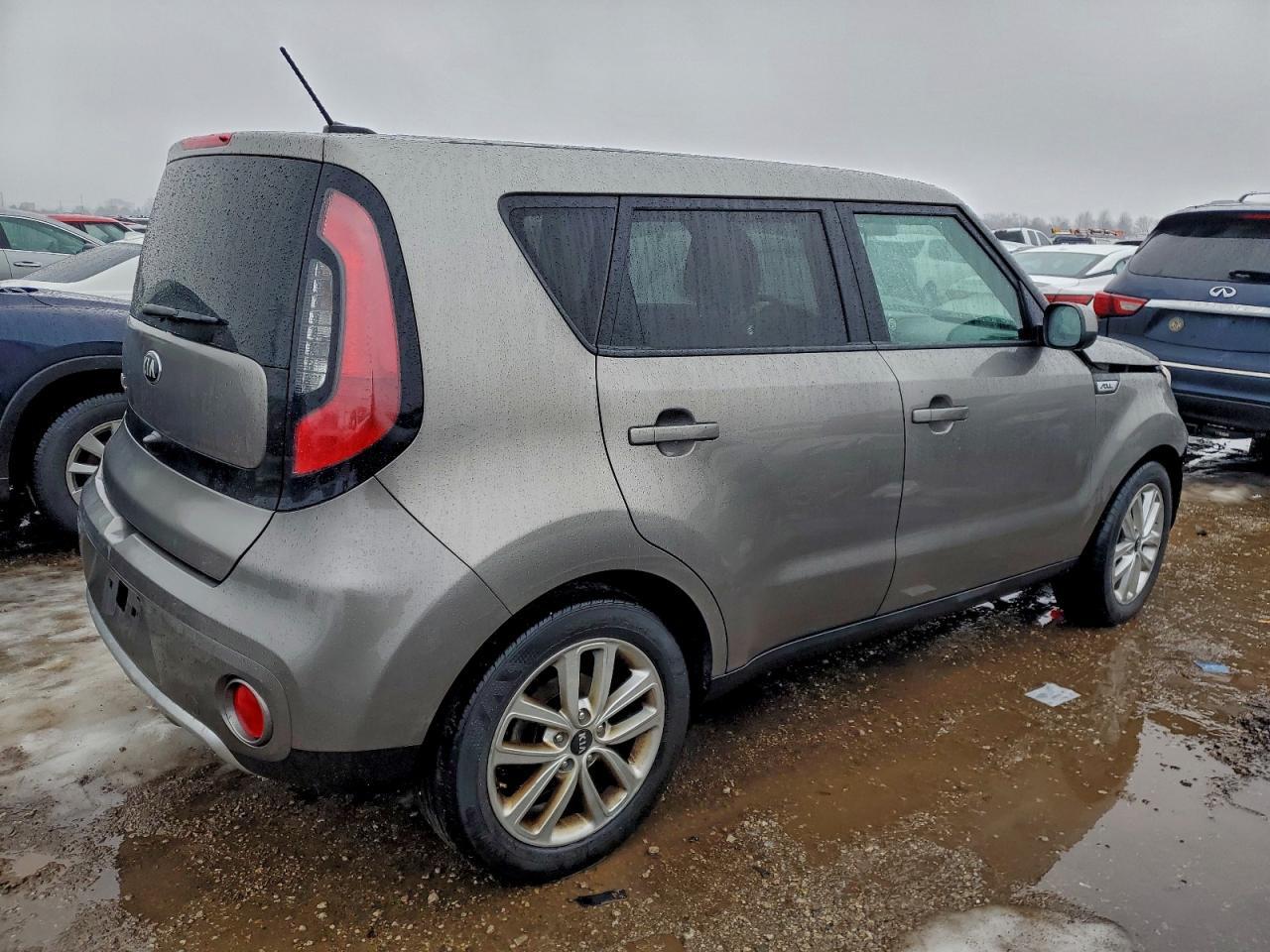2018 Kia Soul + - Image 3