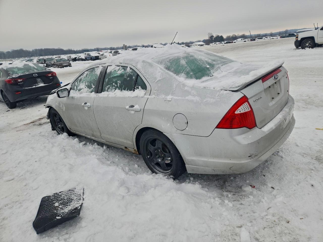 2011 Ford Fusion Se - Фото 2