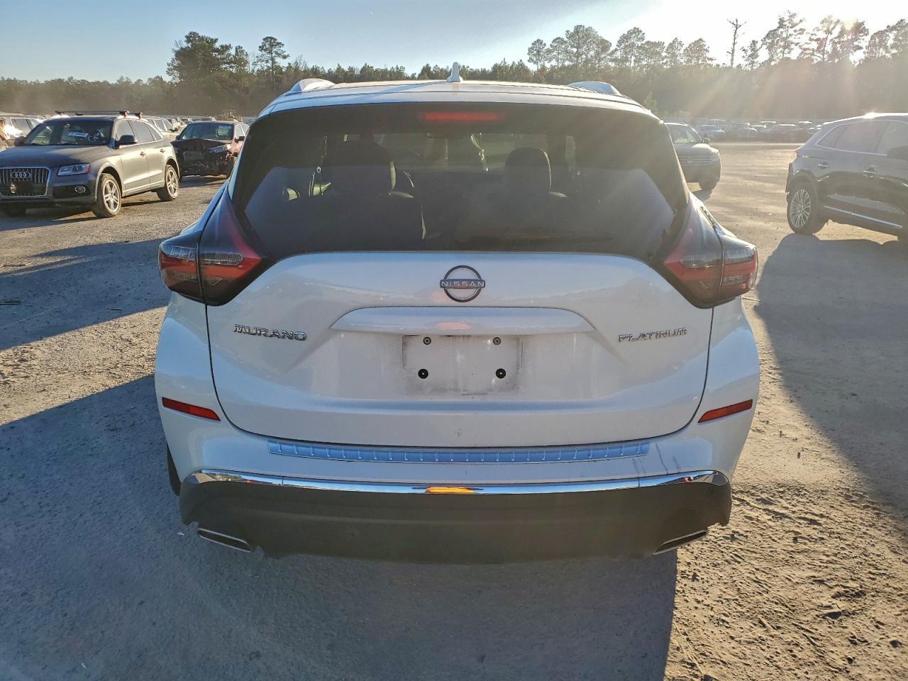 2024 Nissan Murano Platinum - Image 6