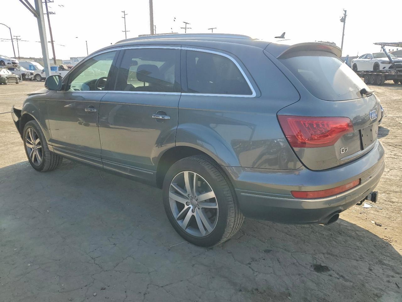 2015 Audi Q7 Premium Plus - Фото 2