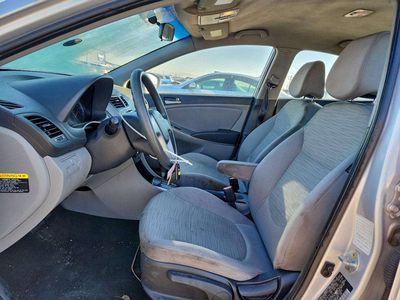 2016 Hyundai Accent Se - Фото 7