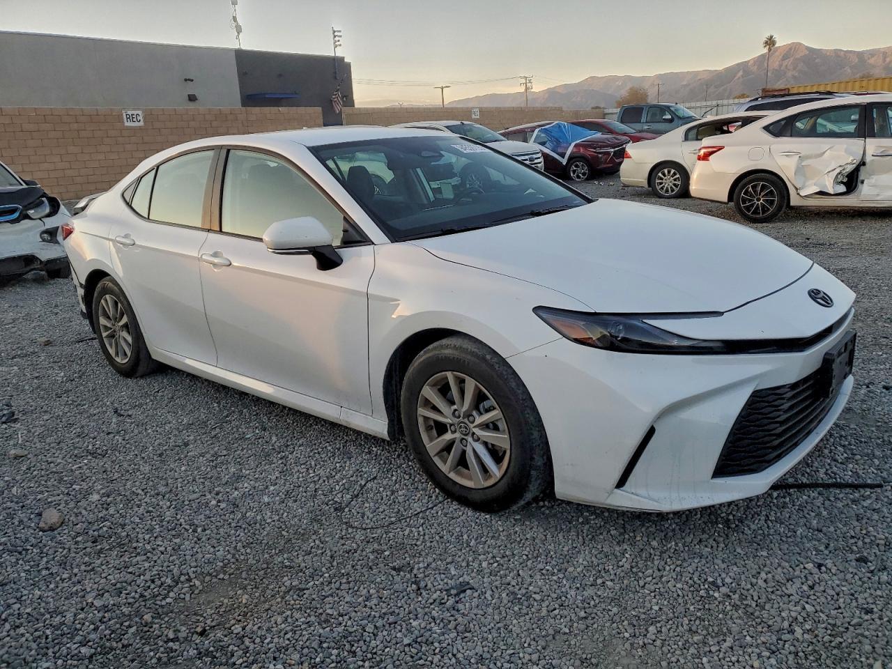 2025 Toyota Camry Xse - Фото 4