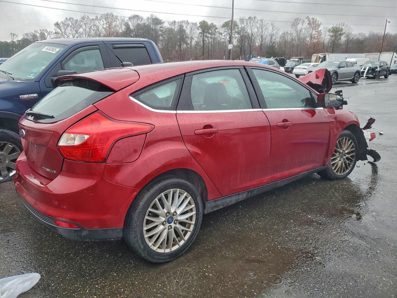 2013 Ford Focus Titanium - Фото 3