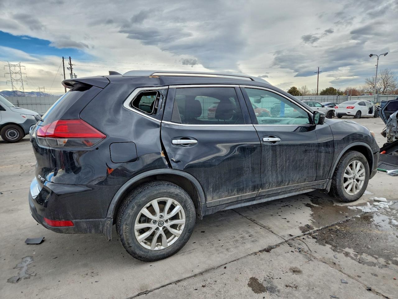 2018 Nissan Rogue S - Фото 3