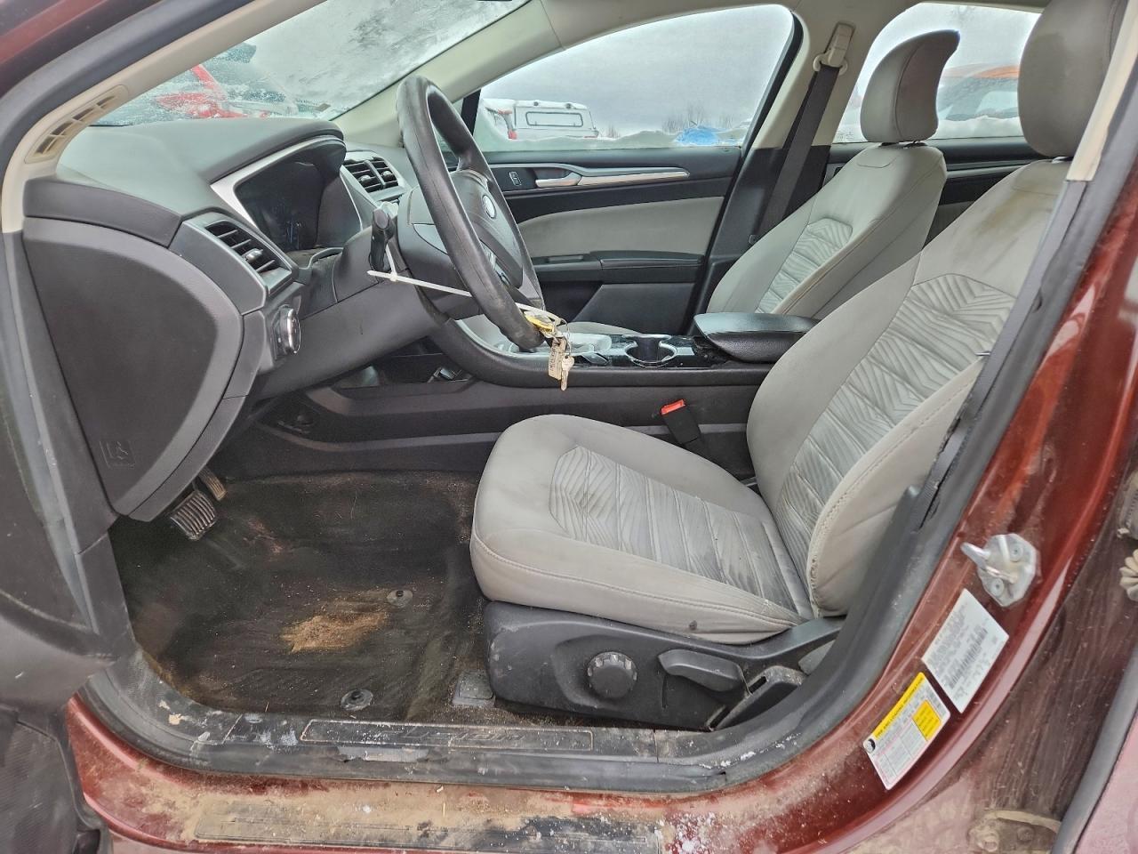 2016 Ford Fusion S - Фото 7