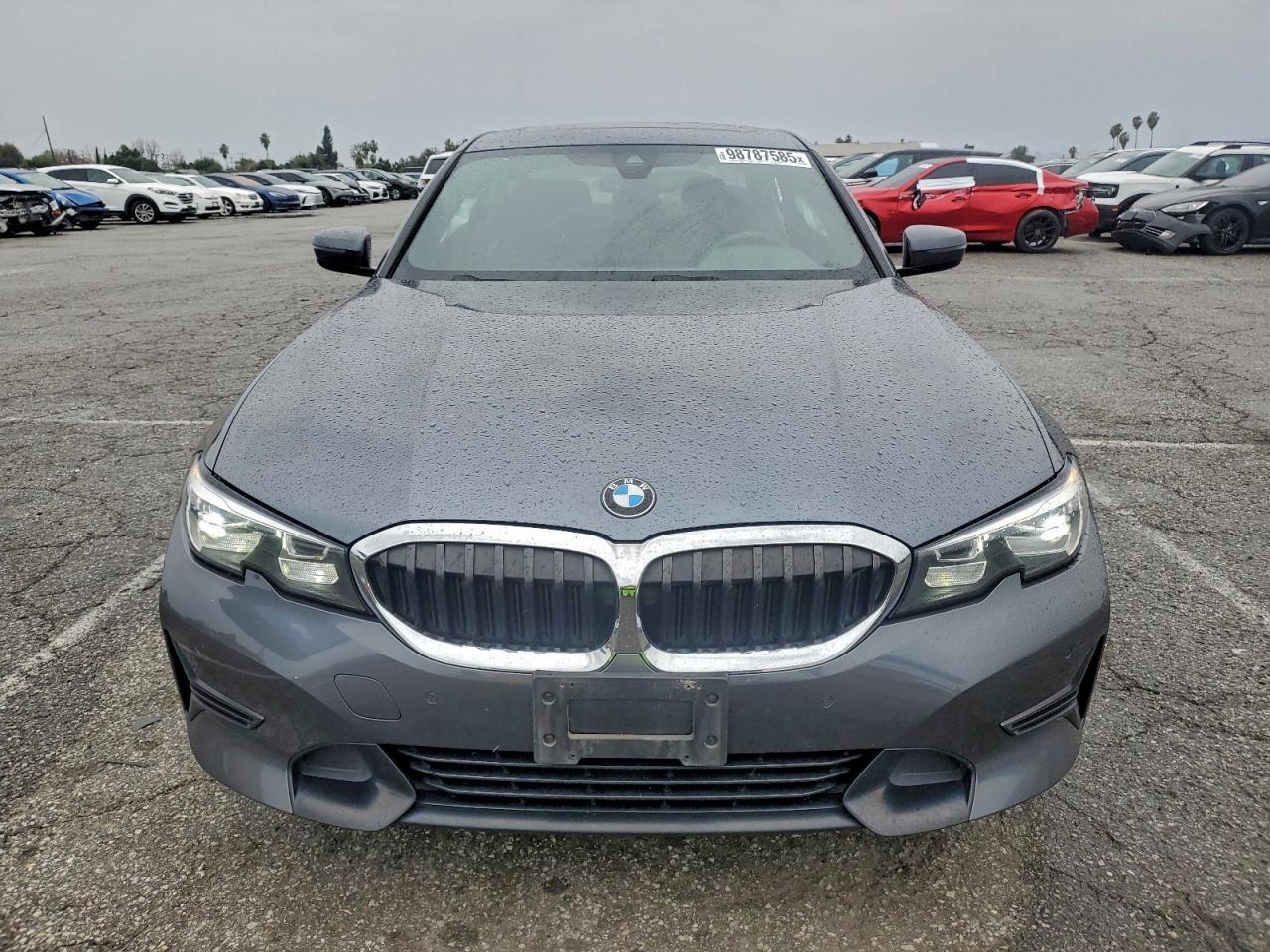 2020 BMW 330I - Фото 5