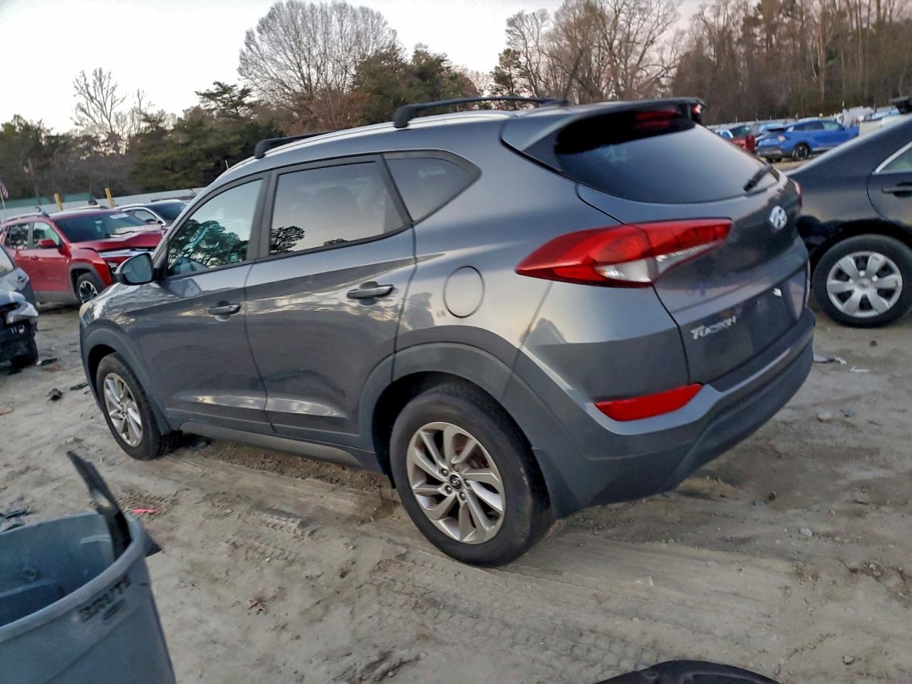 2016 Hyundai Tucson Limited - Фото 2