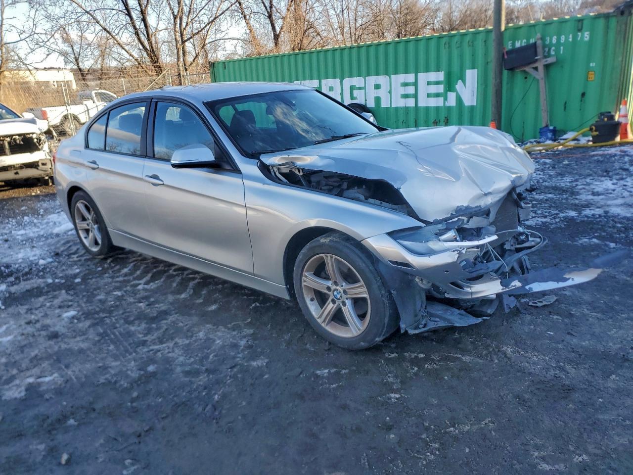 2015 BMW 328 Xi Sulev - Фото 4