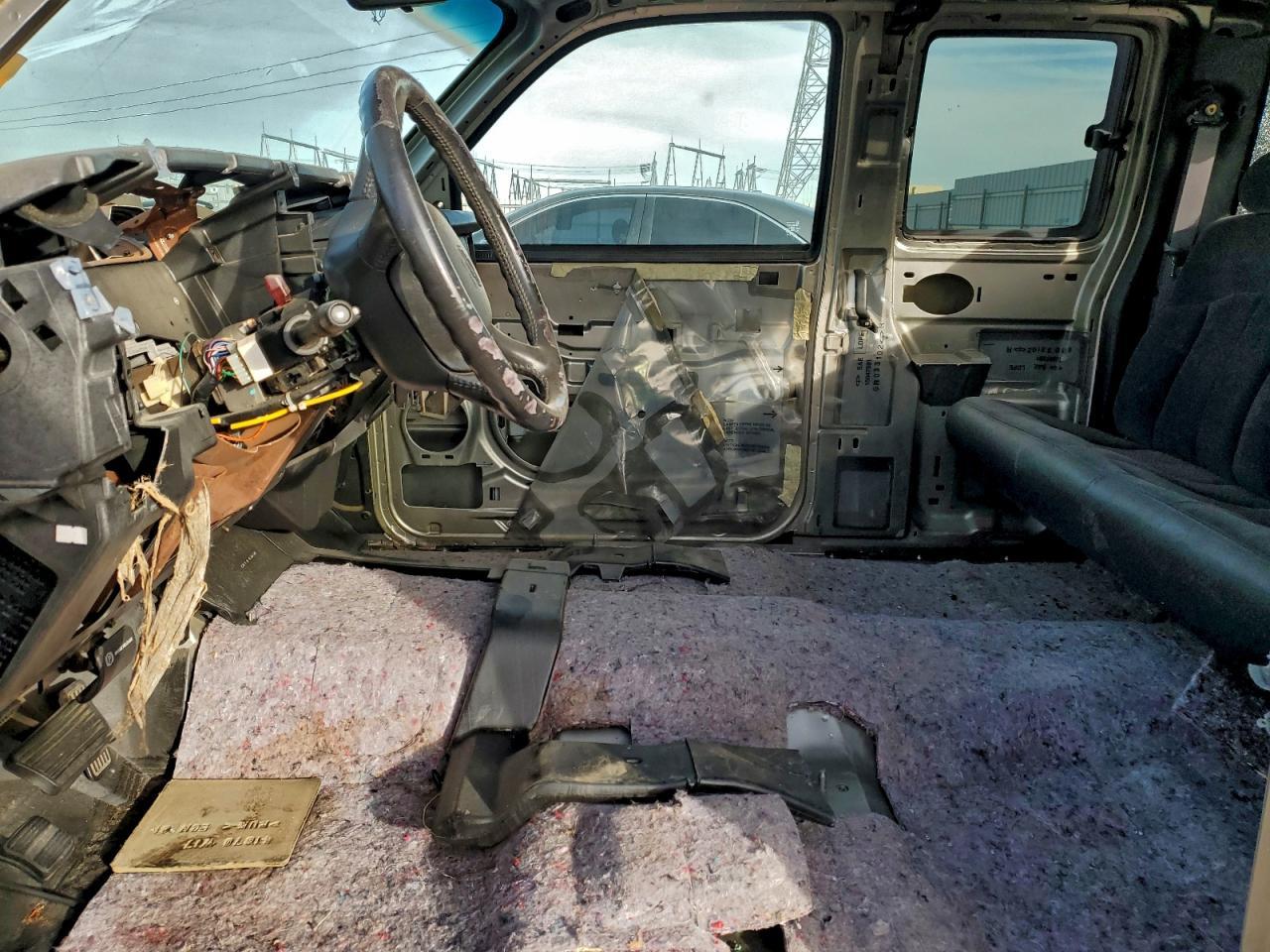 2002 Chevrolet Silverado C1500 - Image 7