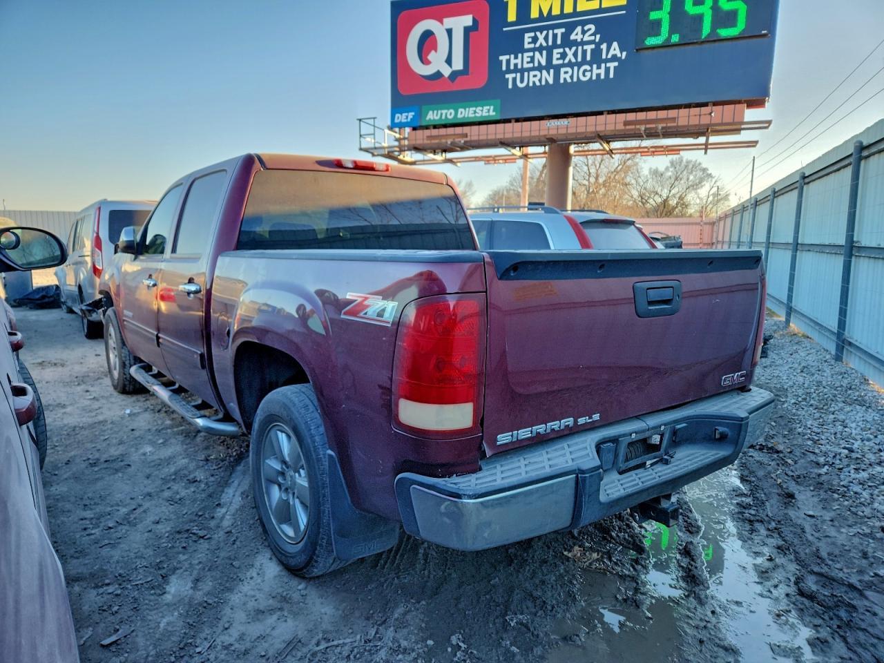 2013 GMC Sierra C1500 Sle - Image 2