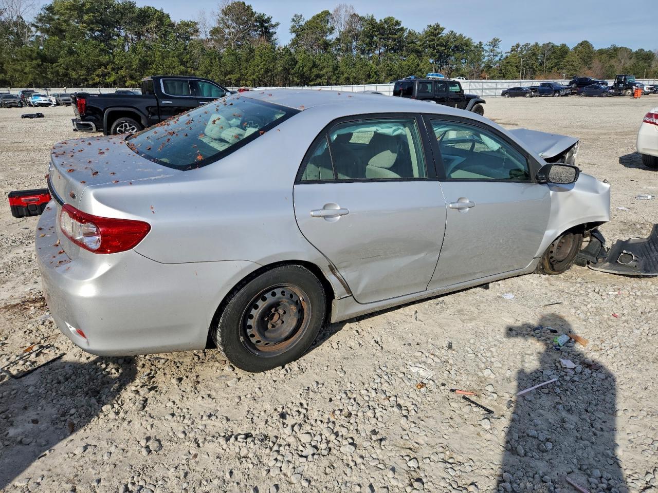 2011 Toyota Corolla Base - Фото 3