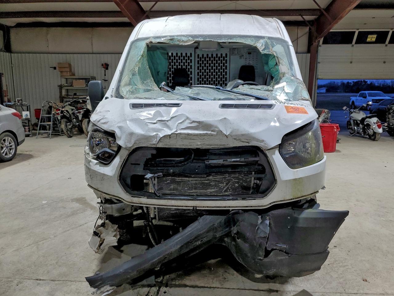 2019 Ford Transit T-150 Delivery Van - Фото 5