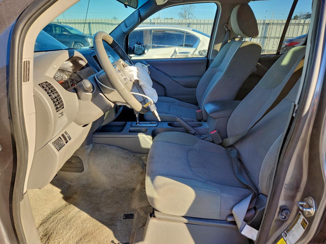 2018 Nissan Frontier S - Image 7