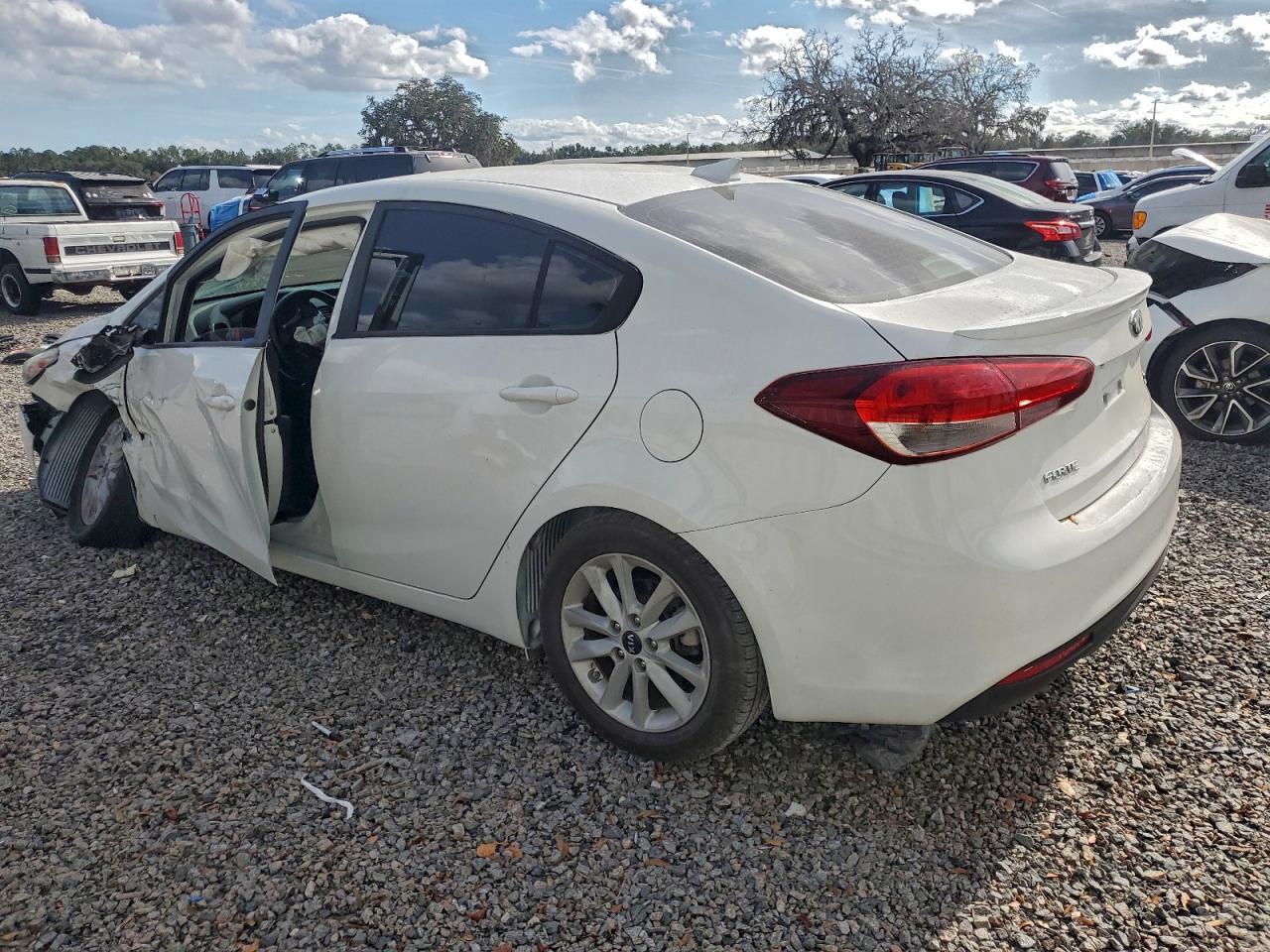 2017 Kia Forte S - Image 2
