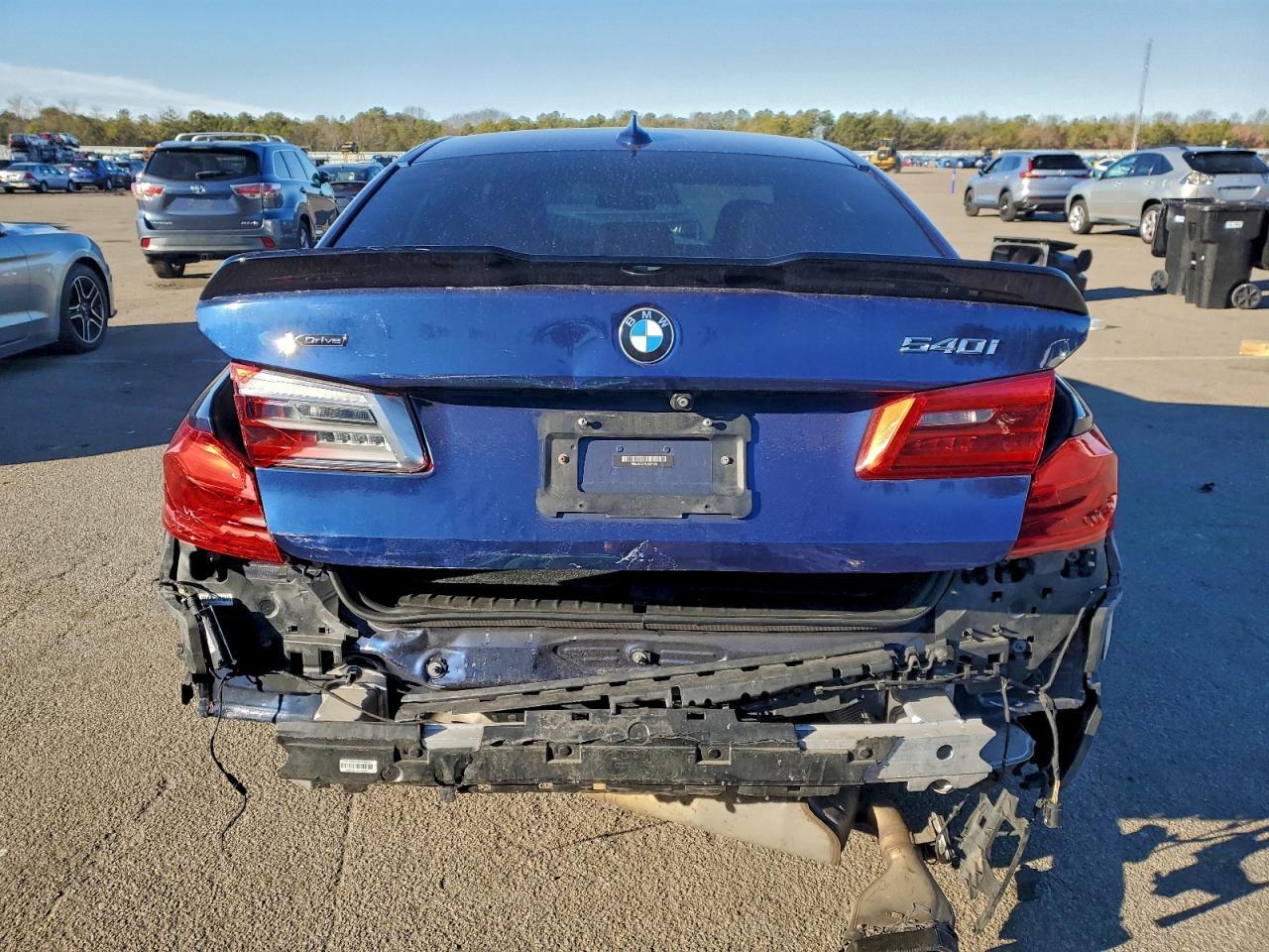 2020 BMW 540 Xi - Фото 6