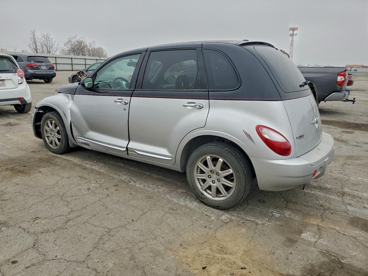 2010 Chrysler Pt Cruiser - Фото 2