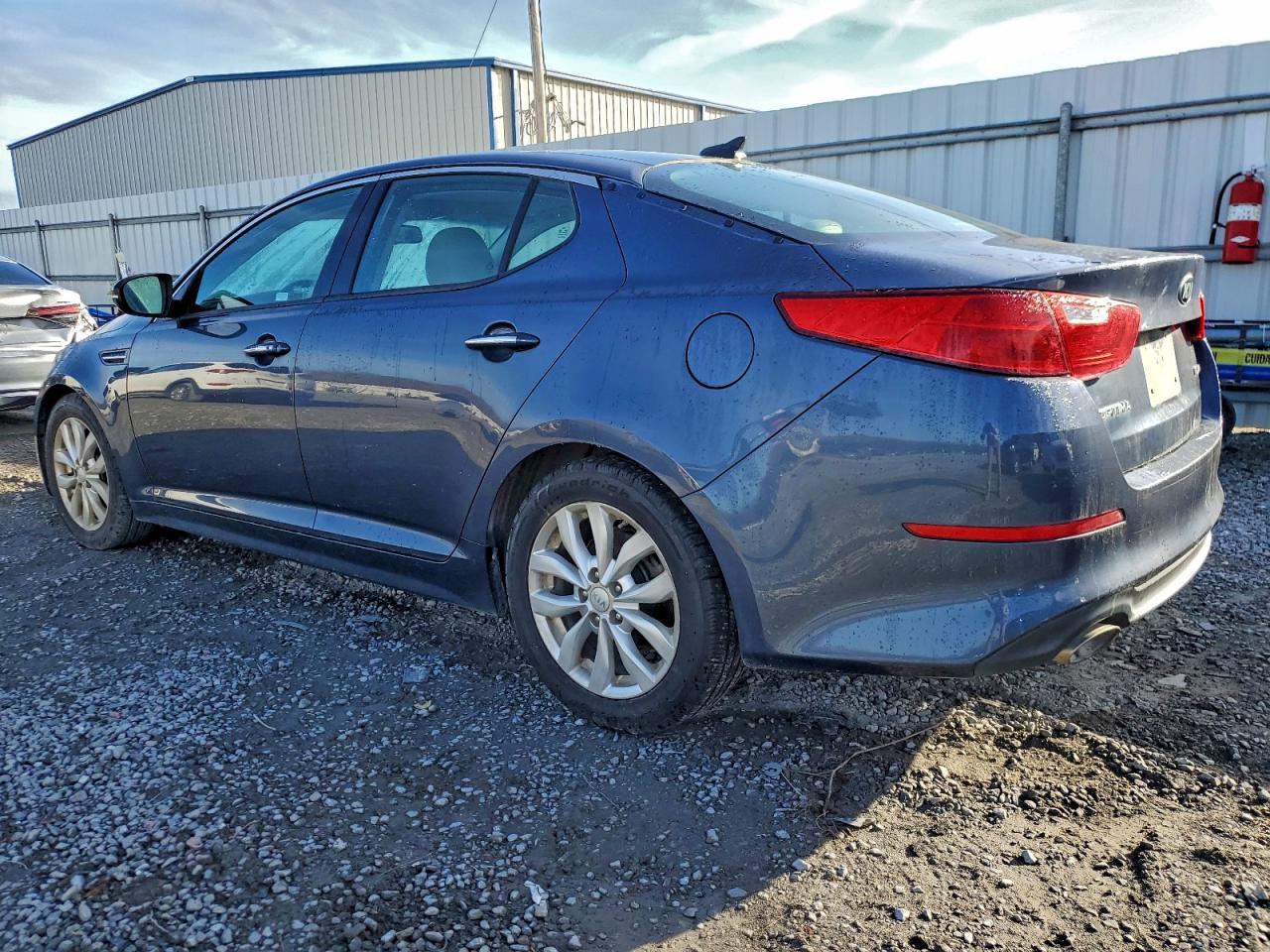 2015 Kia Optima Ex - Image 2