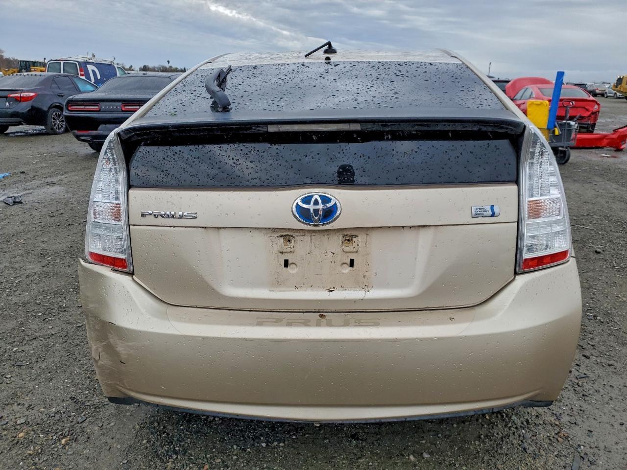 2011 Toyota Prius - Image 6