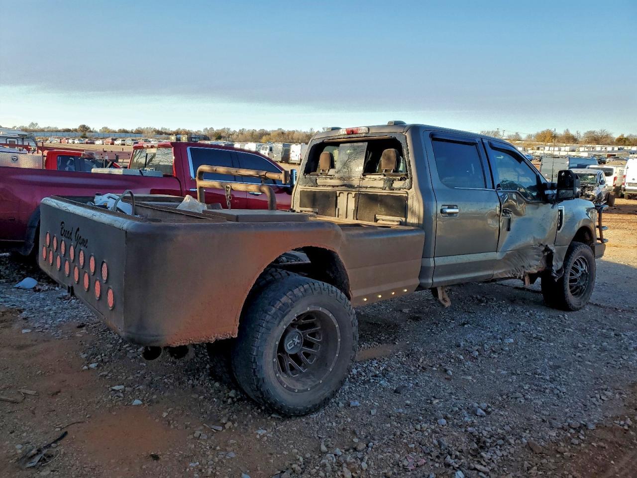 2022 Ford F350 Super Duty Flatbed Truck - Фото 3