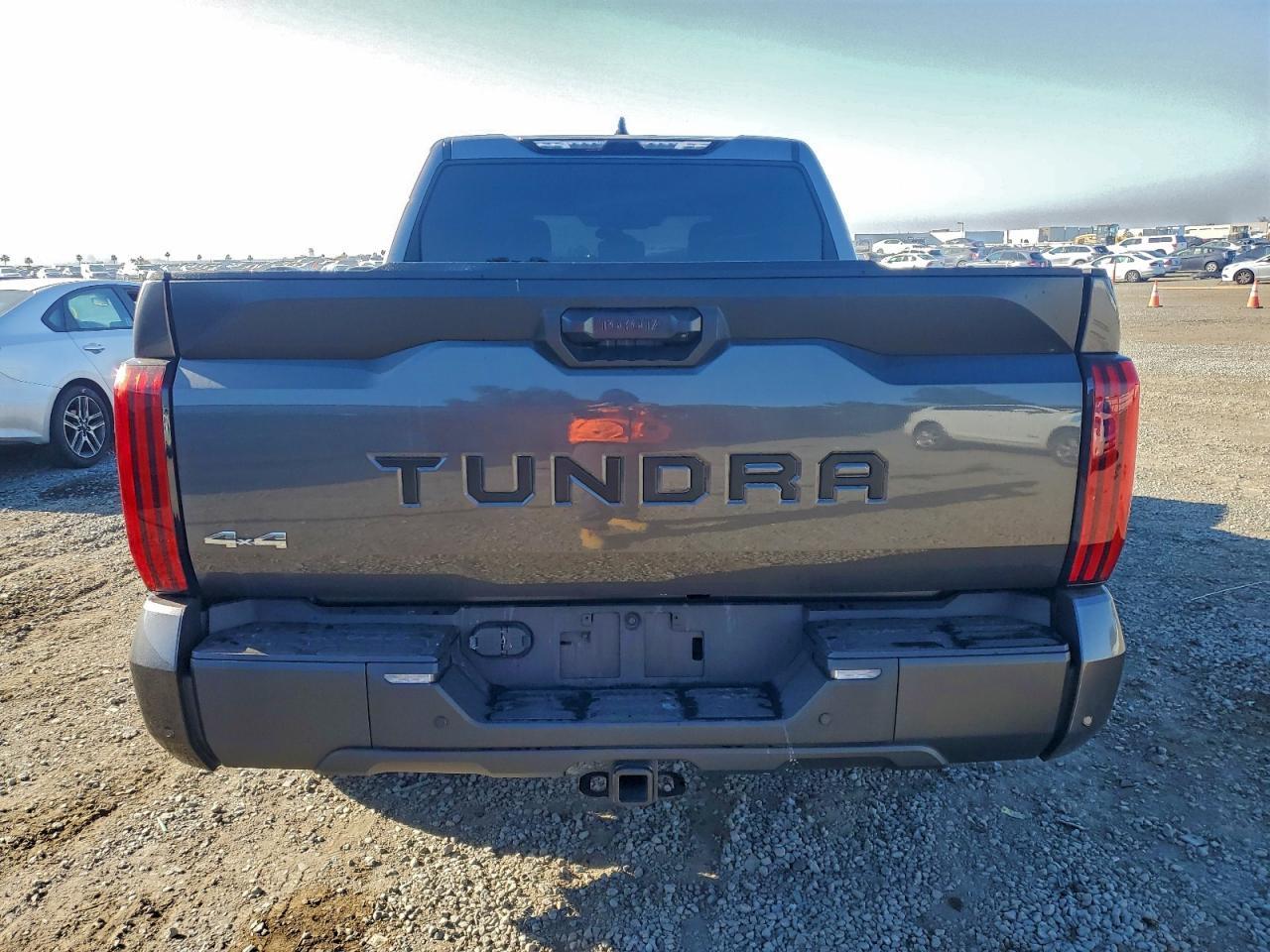 2024 Toyota Tundra Crewmax Sr - Фото 6