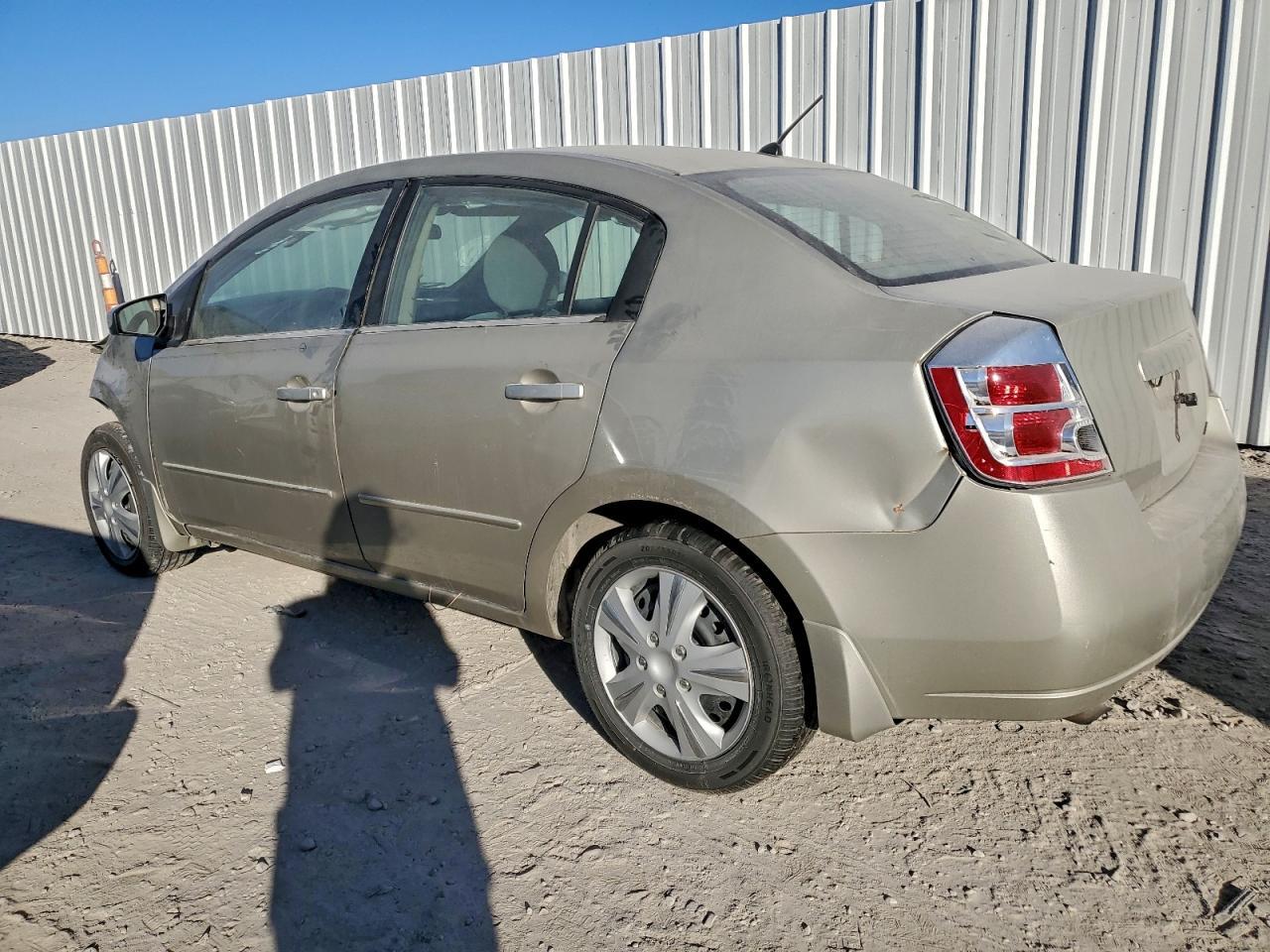 2008 Nissan Sentra 2.0 - Фото 2