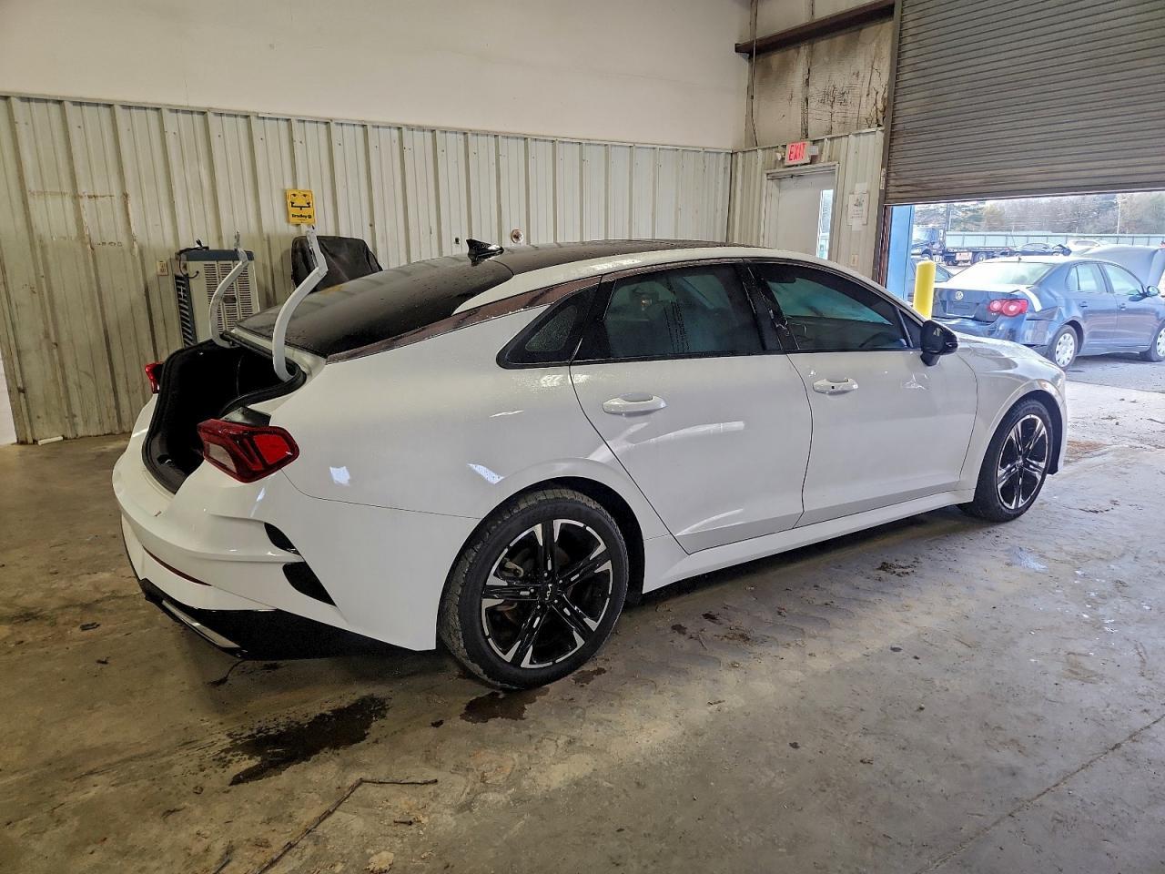 2024 Kia K5 Gt Line - Фото 3