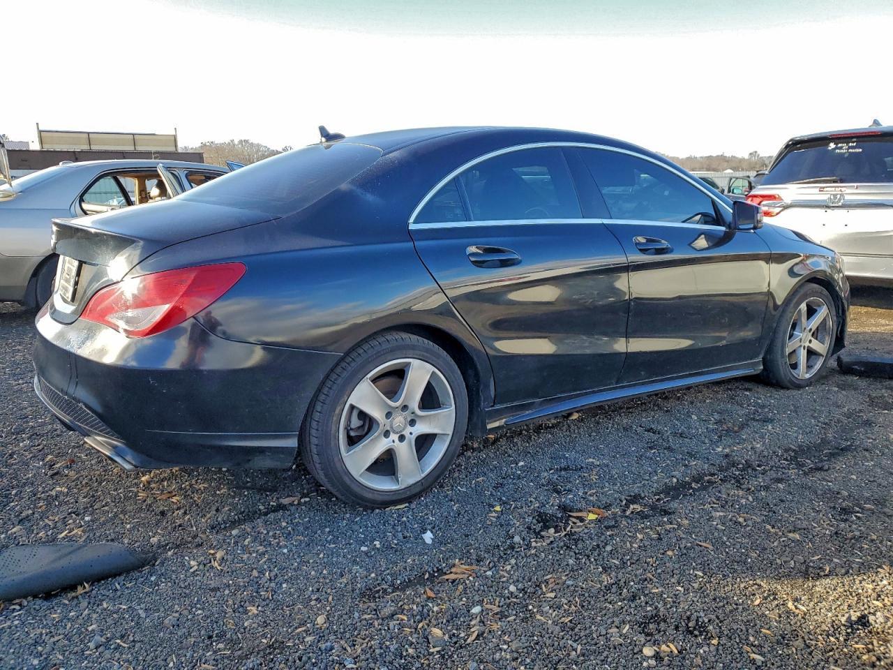 2015 Mercedes-Benz Cla 250 - Фото 3